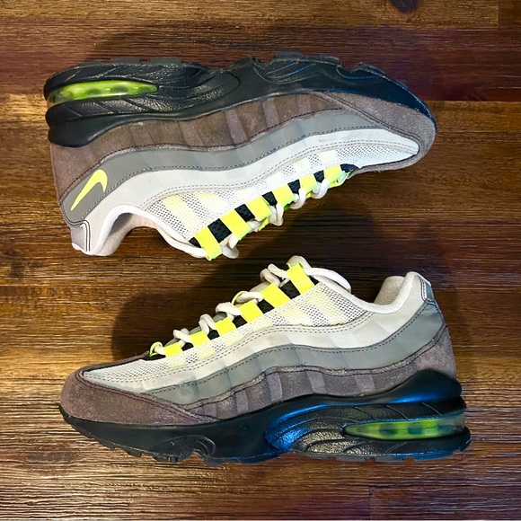 Nike Other - Nike Air Max 95 Low Neon GS - Size 4.5Y RARE ICONIC OG Volt